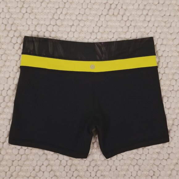 Lululemon Reverse Groove Short (Regular) Black / Midnight Iris Multi / Split Pea - Picture 2 of 6